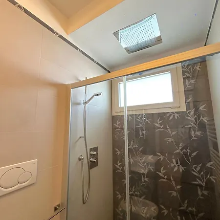Attico Alba -flexrent Abissinia Daire *